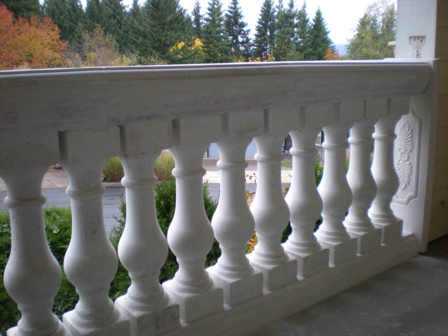 Балюстрада из камня Сары Таш