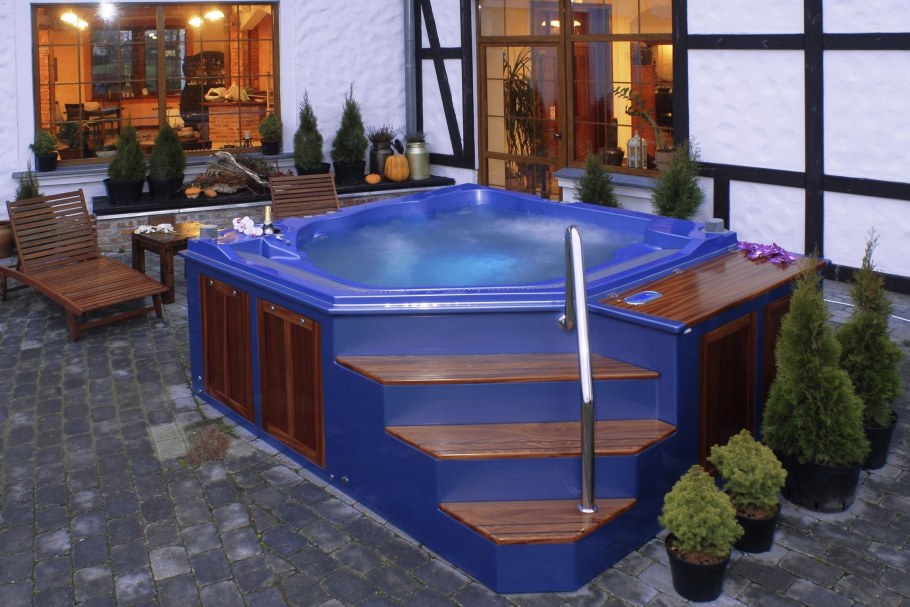 Уличный мини бассейн