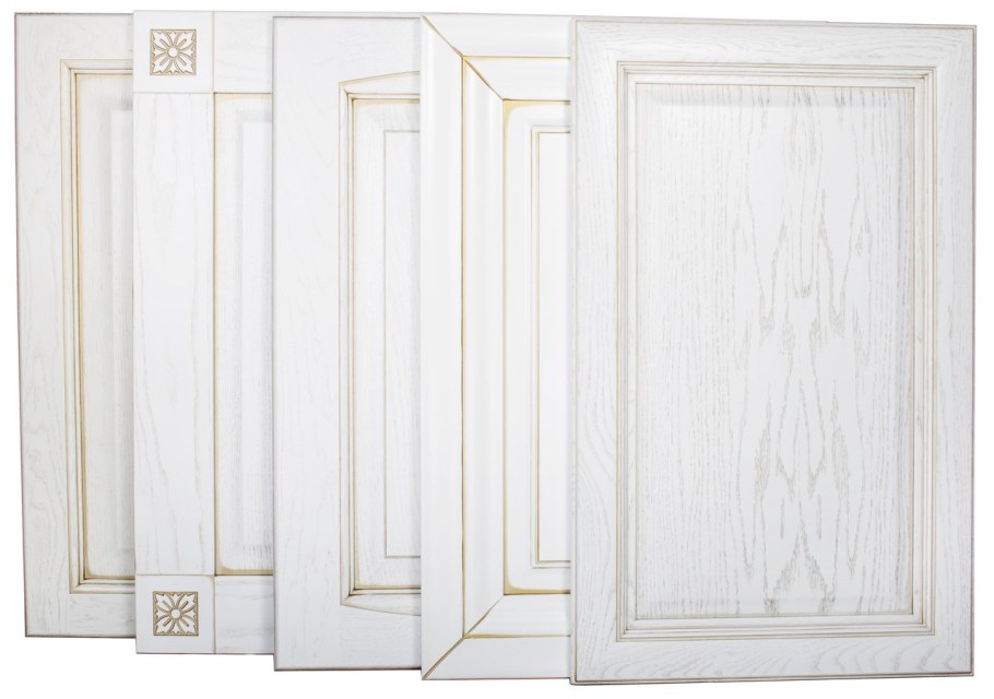 Фасады для кухни из ясеня массива фабрики Зов