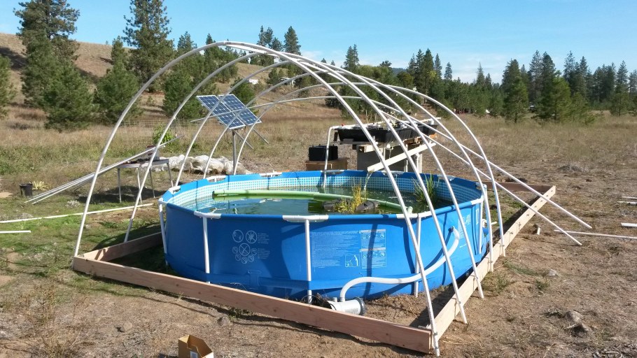 Теплица полуарка