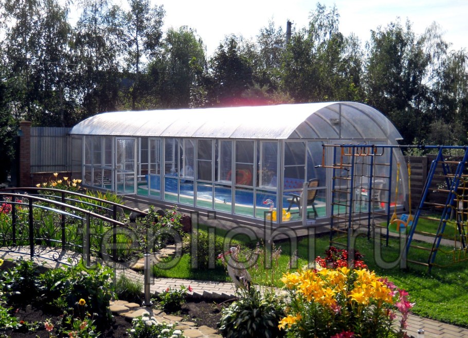 Каркасный бассейн в теплице