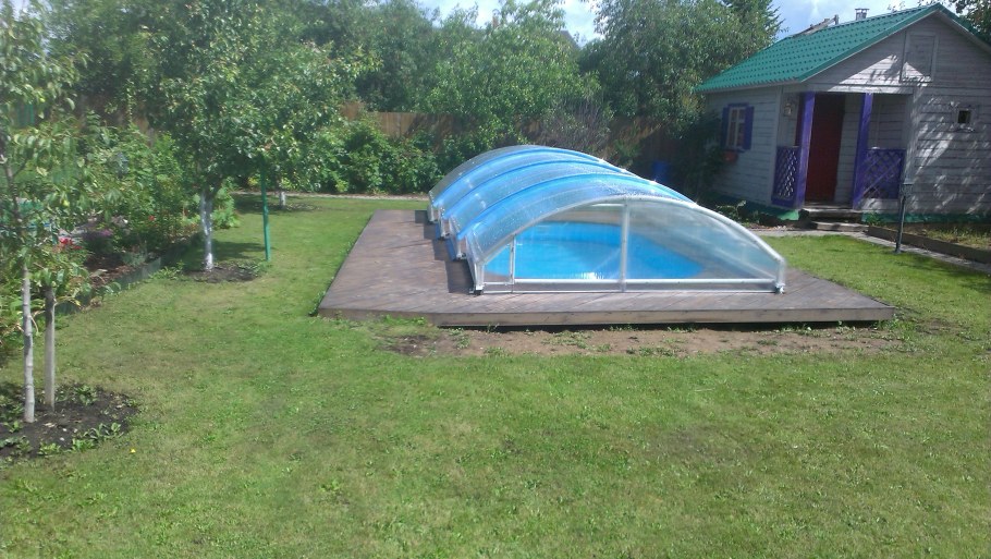 Бассейн в теплице