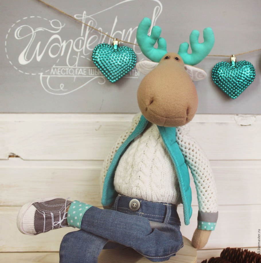 Лось и Снеговик