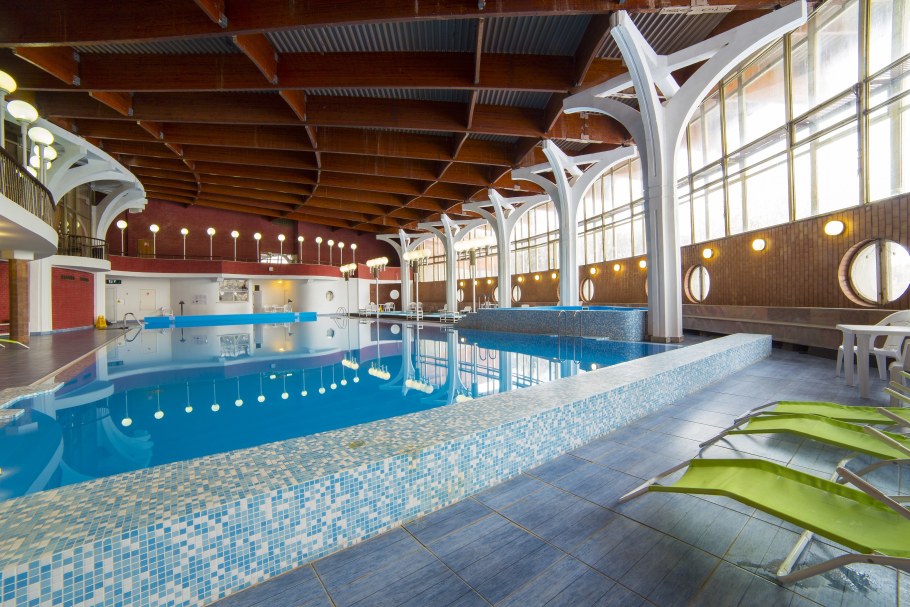 Бассейн 10 метров