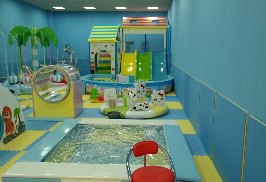 Игровая комната для детей в торговом центре