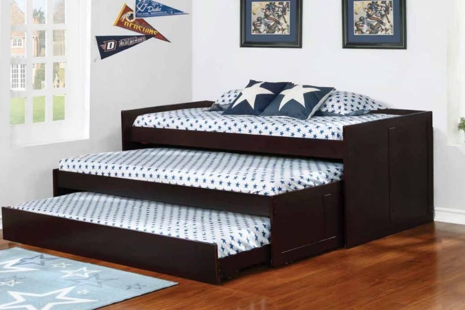 Выдвижная кровать для троих