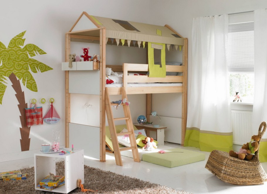 Кровать чердак с игровой зоной