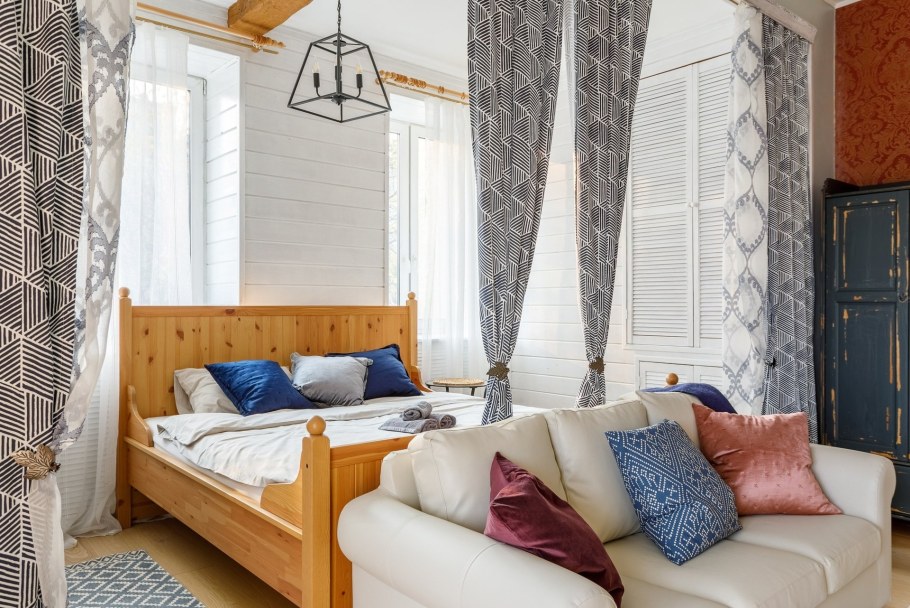 Living Room with Grey Sofa and Plant