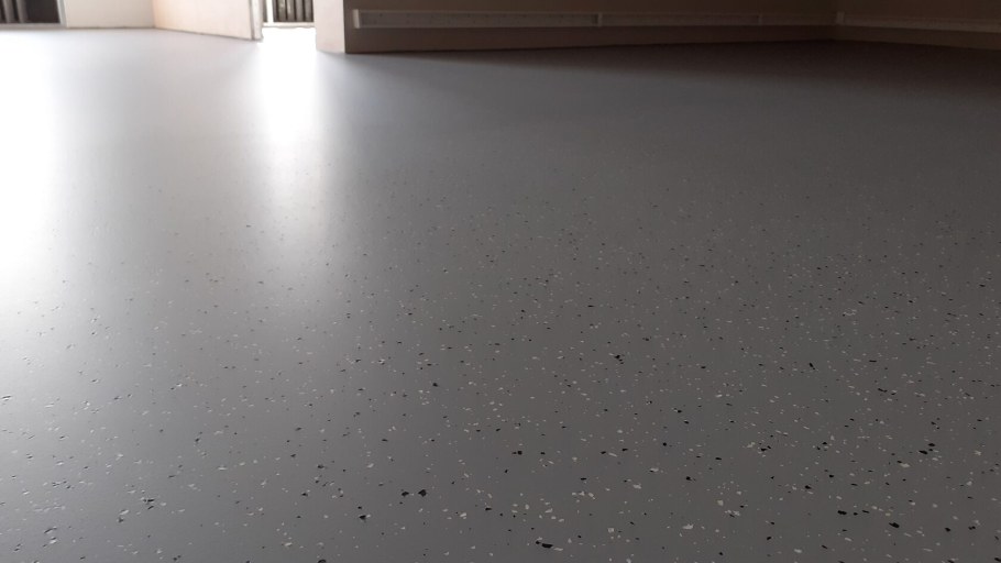 Пол в школе