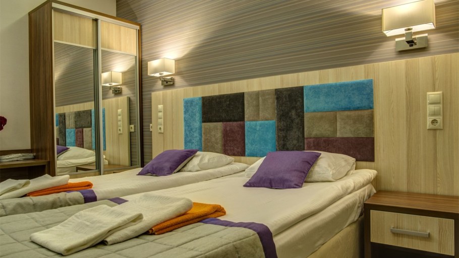 Новый свет ул Льва Голицына д 2