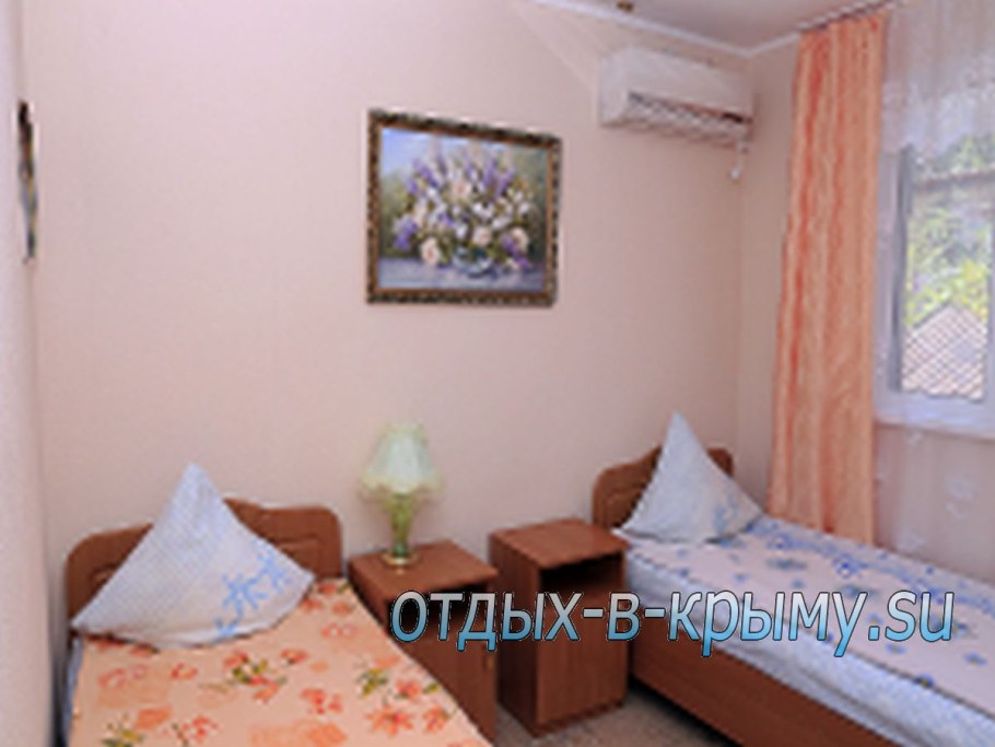 Кухня Ксения бордо глянец