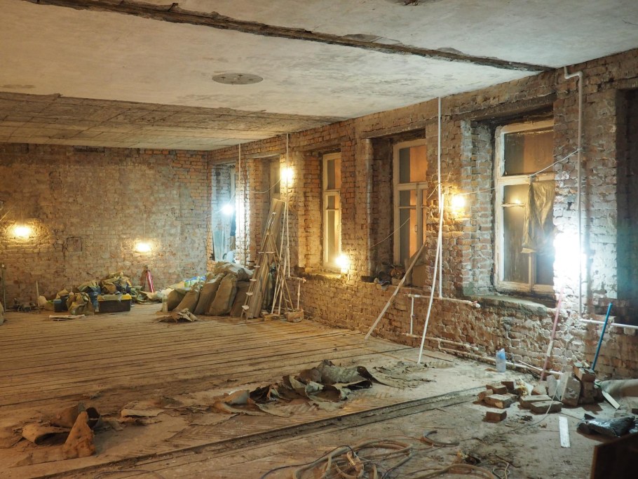 Демонтаж старый фонд СПБ