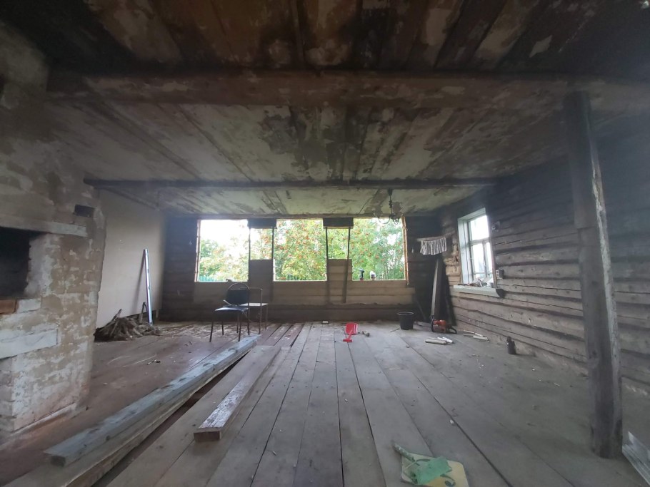 Реконструкция старых домов в деревне