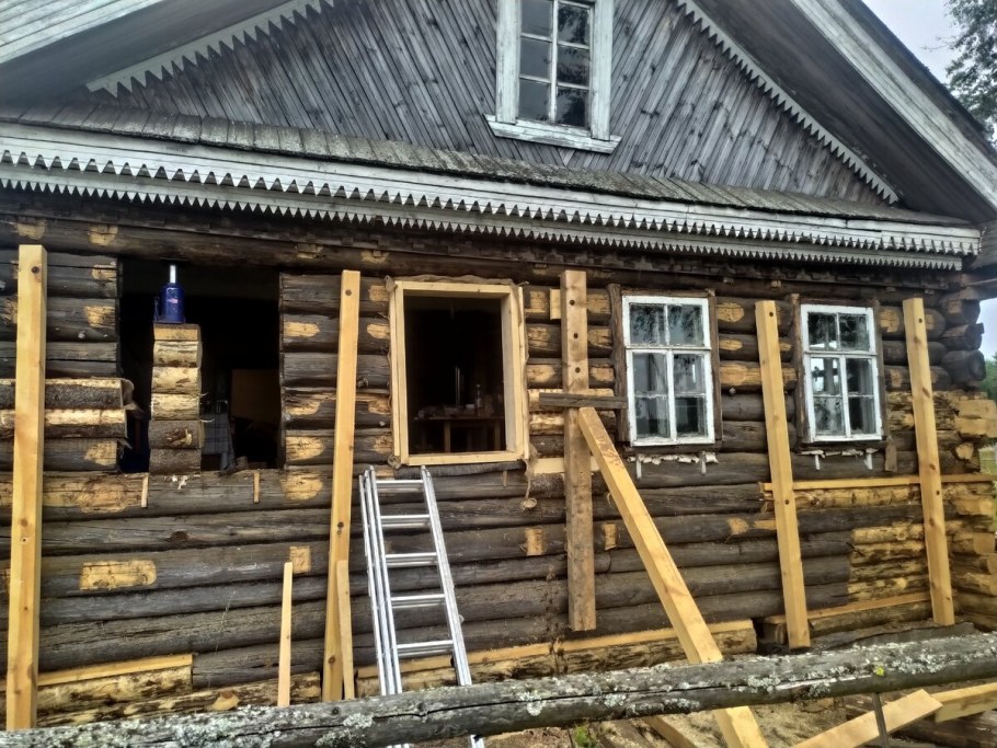 Реконструкция старого деревянного дома