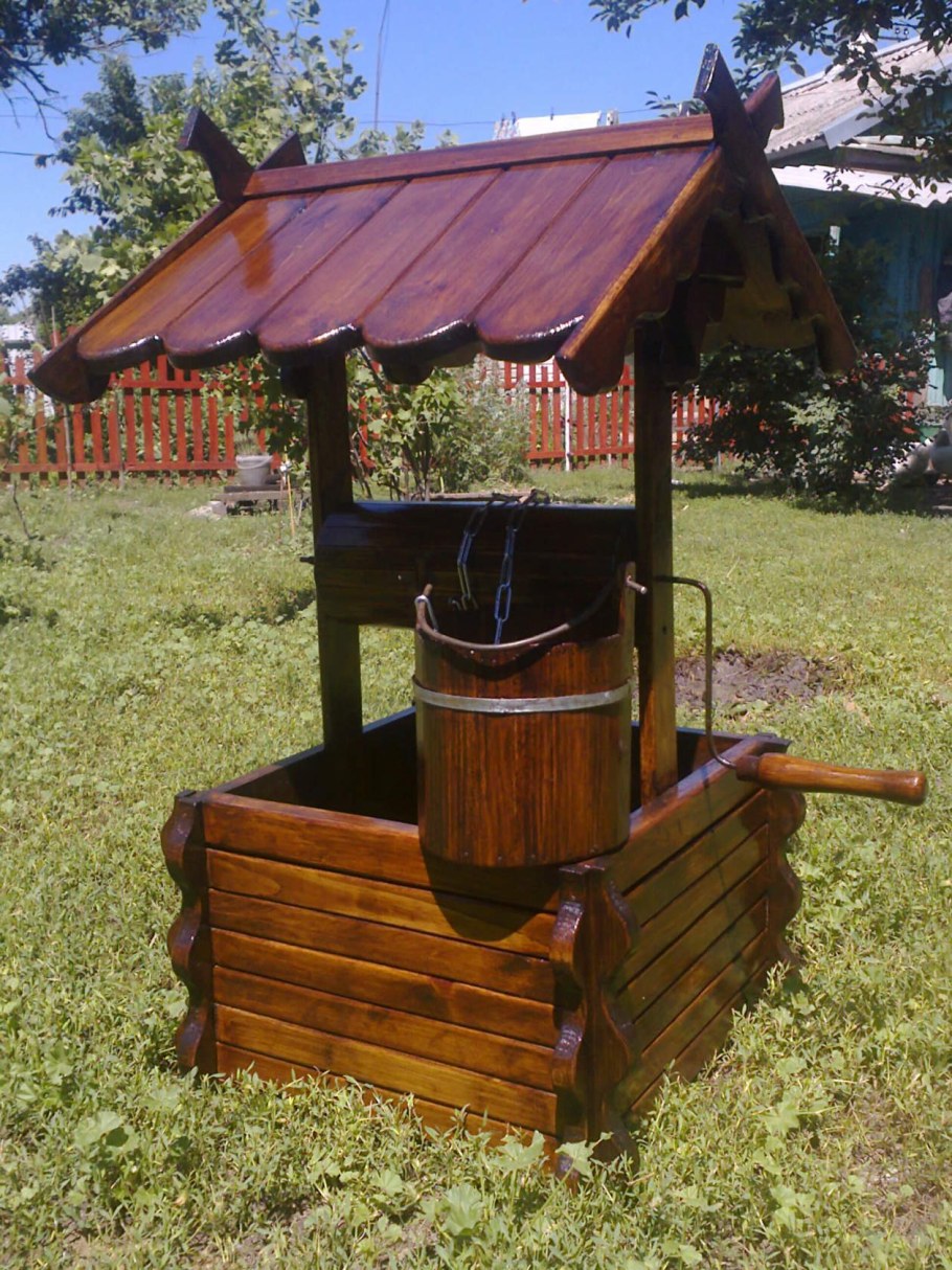 Колодец декоративный шестигранный