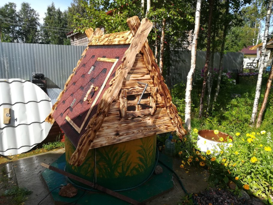 Сруб для колодца из бруса