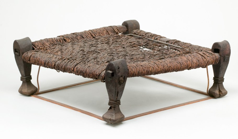 Кровать в древности