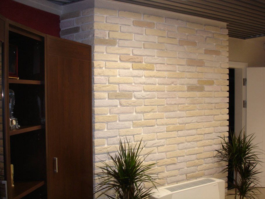 Декоративный камень для внутренней отделки