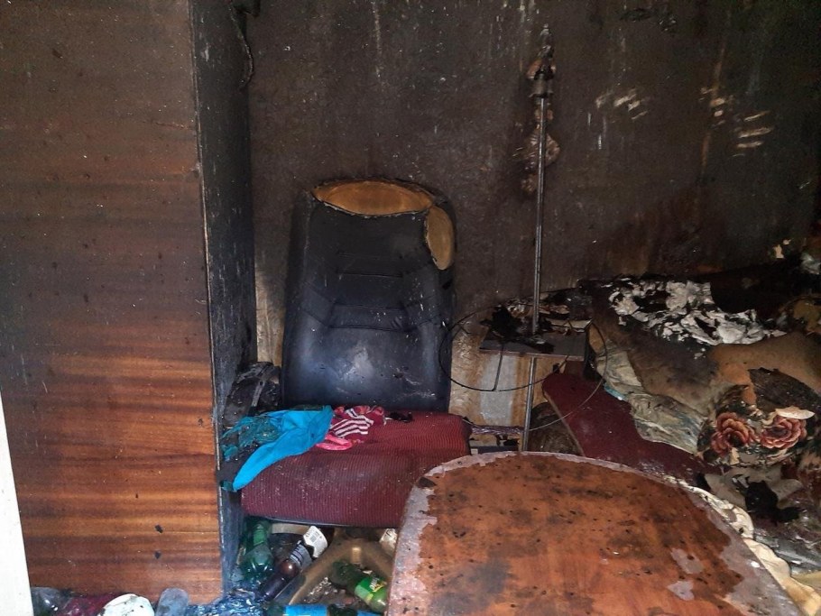 Горящий стул