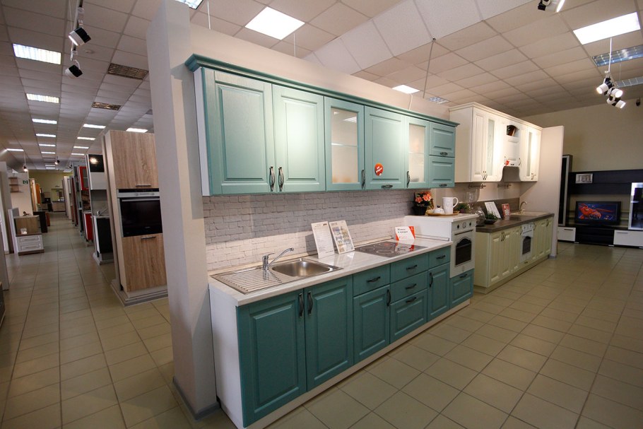 Кухня в бирюзовом цвете