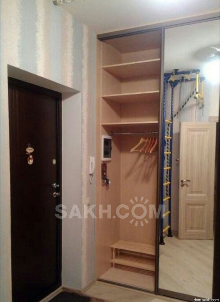 Гардеробная в кладовке 1.2 на 1.5 кв.м в хрущевке