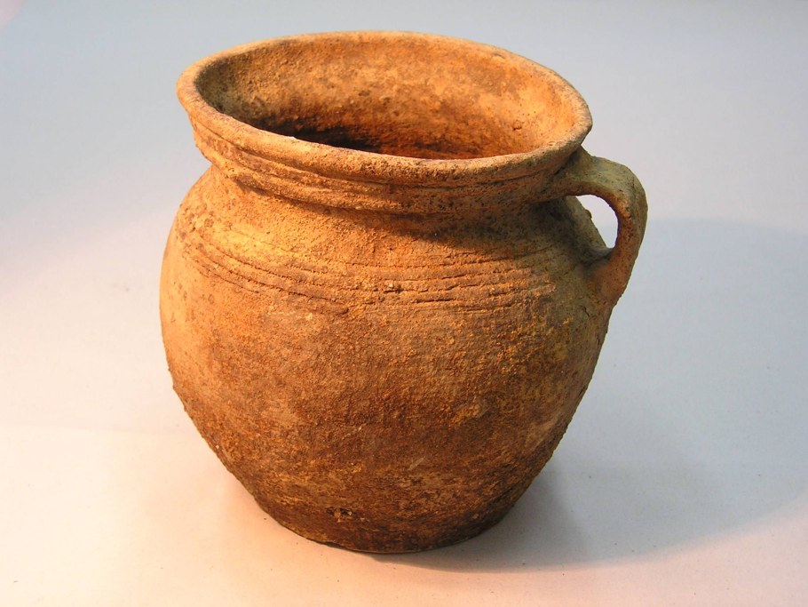 Глиняные горшки Неолит