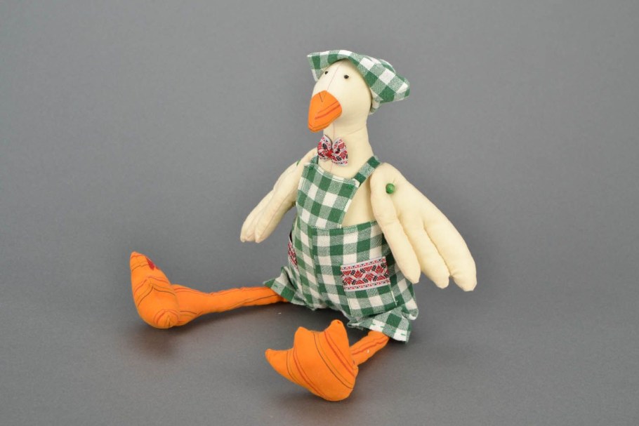 Интерьерная игрушка кошка