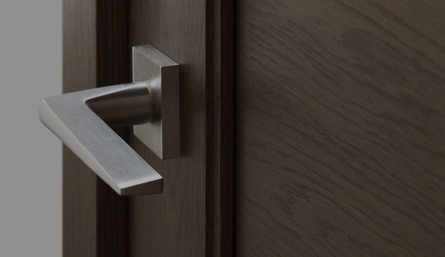 Ручка Волховец Мишель