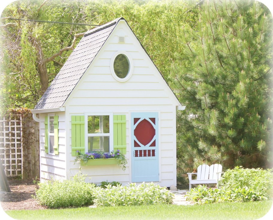 Игровой домик для детей из бруса