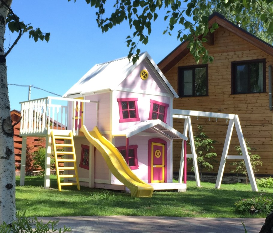 Двухэтажный детский домик