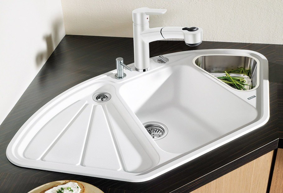 Маленькие угловые кухни