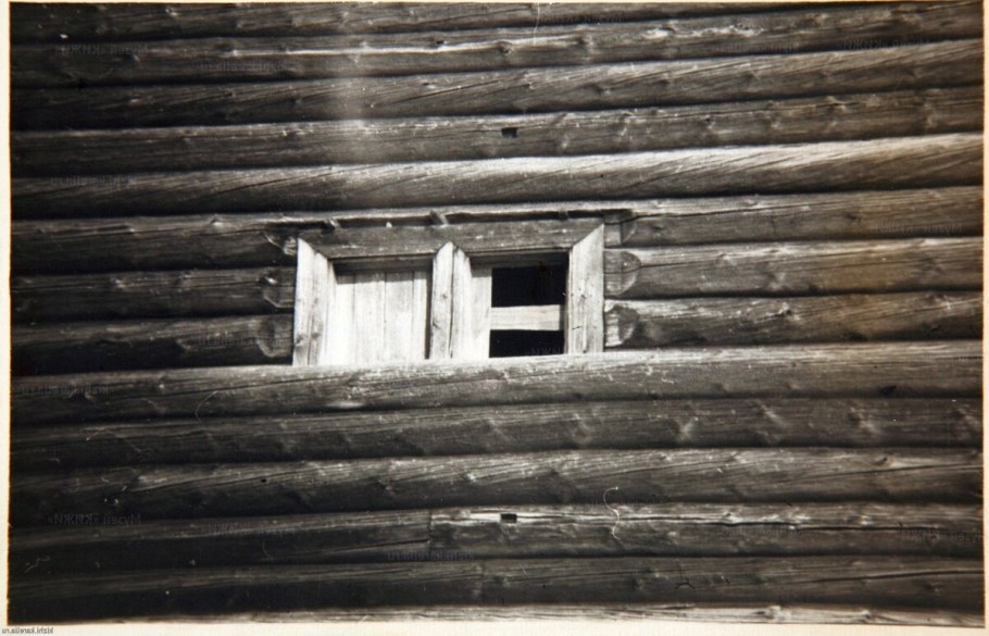 Косящатое окно в избе