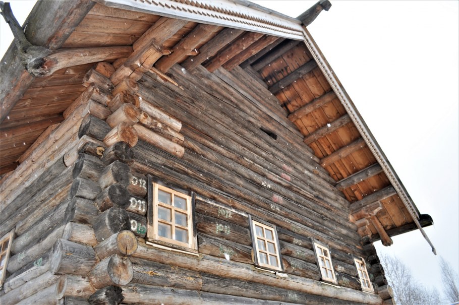 «Слюдяные окончины»