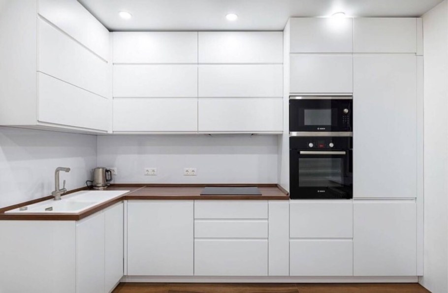 Кухня икеа с антресолями