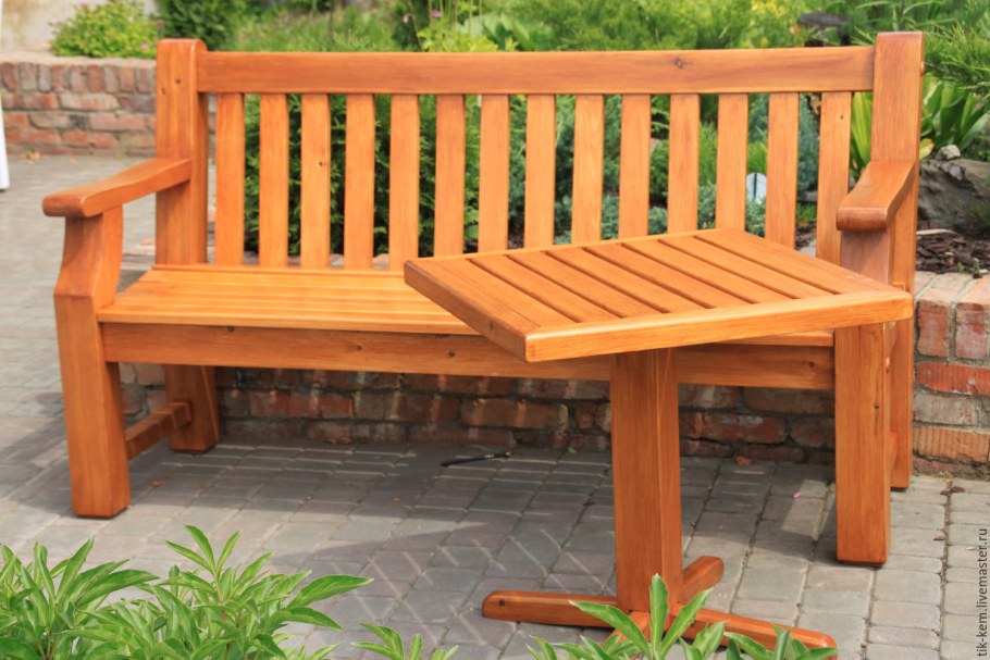 Деревянные скамейки со спинкой