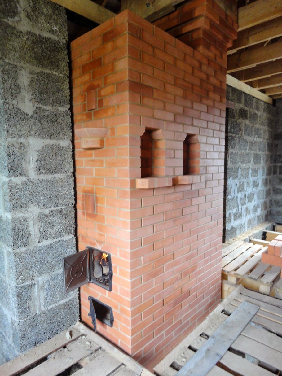 Отопительная кирпичная печь 100кв