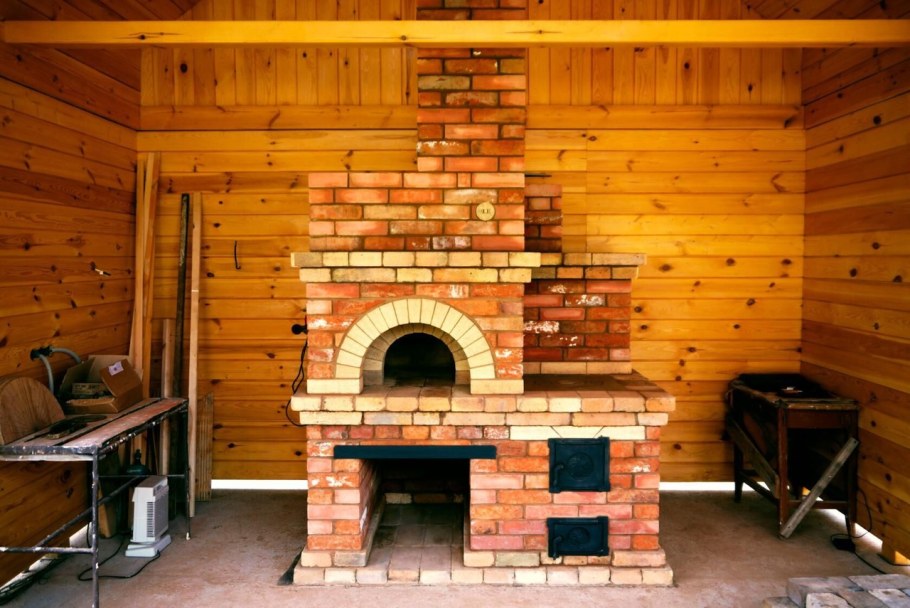 Печь кирпичная варочная шведка-голландка