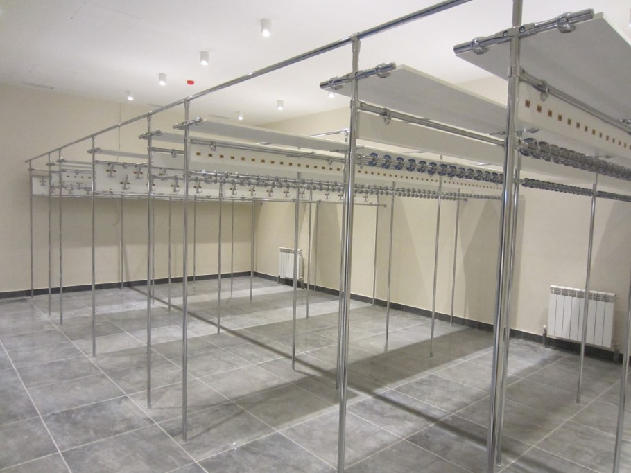 Стойка гардероба