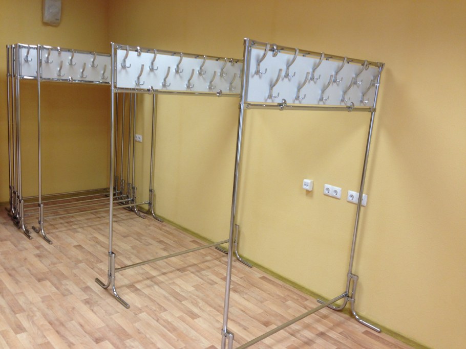 Гардеробные для общественных помещений