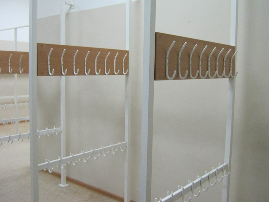 Гардеробное оборудование для школы