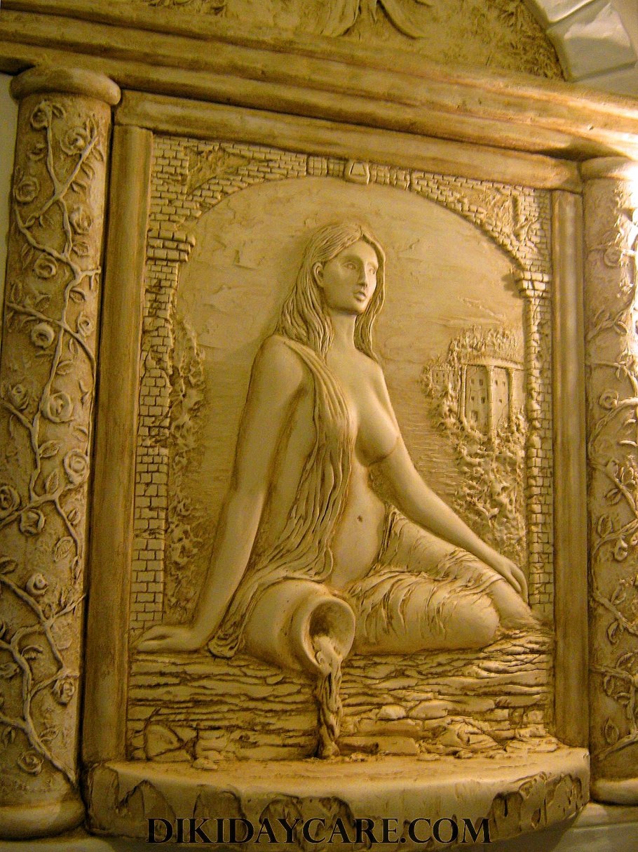 Панно в античном стиле