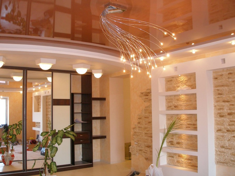 Подвесной потолок в спальне