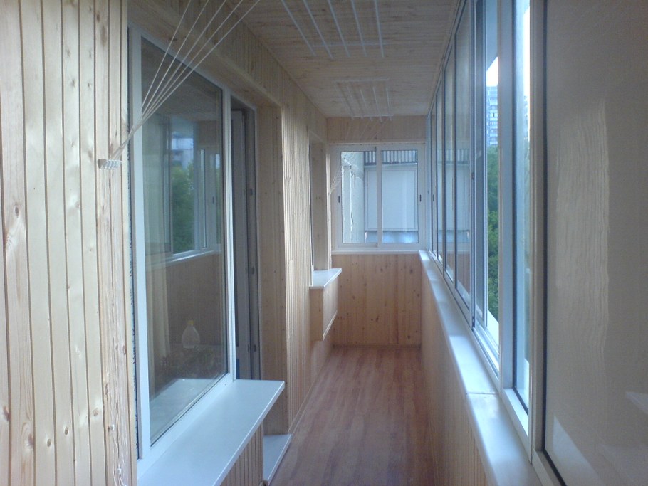 Обшивка балкона