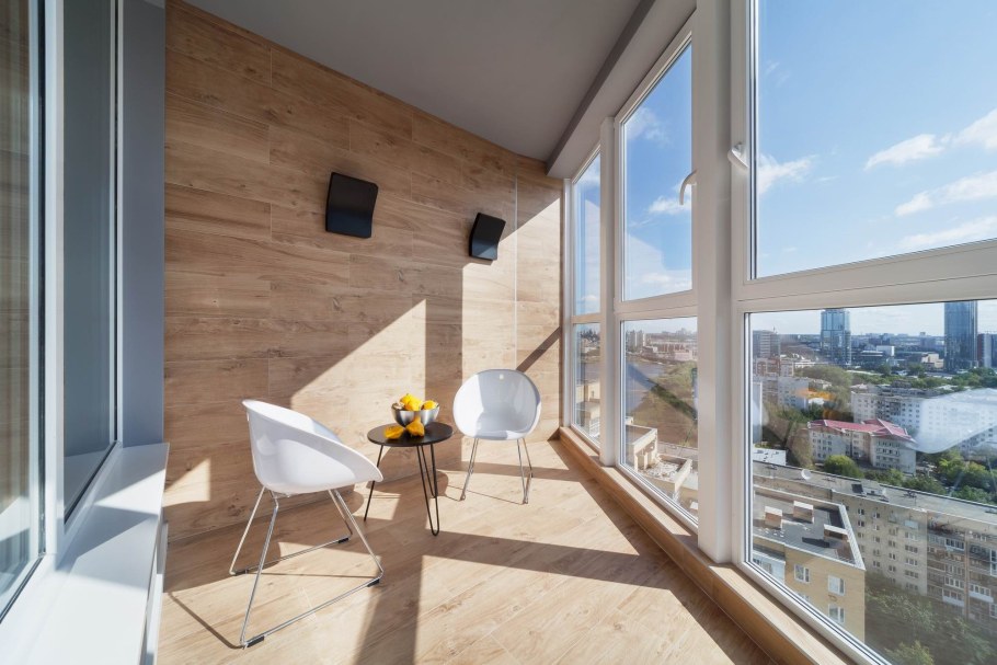 Обшивка балкона