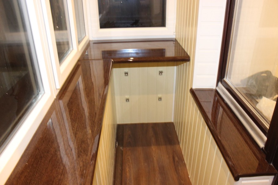 Застекленный балкон