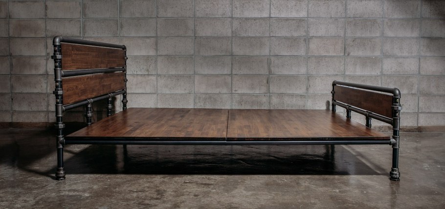 Вешалка лофт из профтрубы