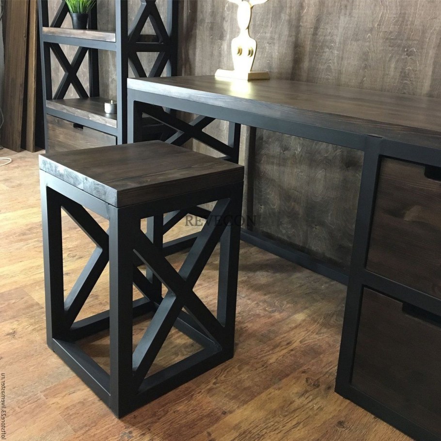 Полубарный стул лофт