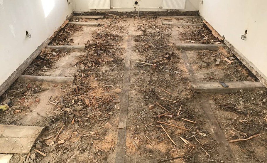 Демонтаж деревянного пола