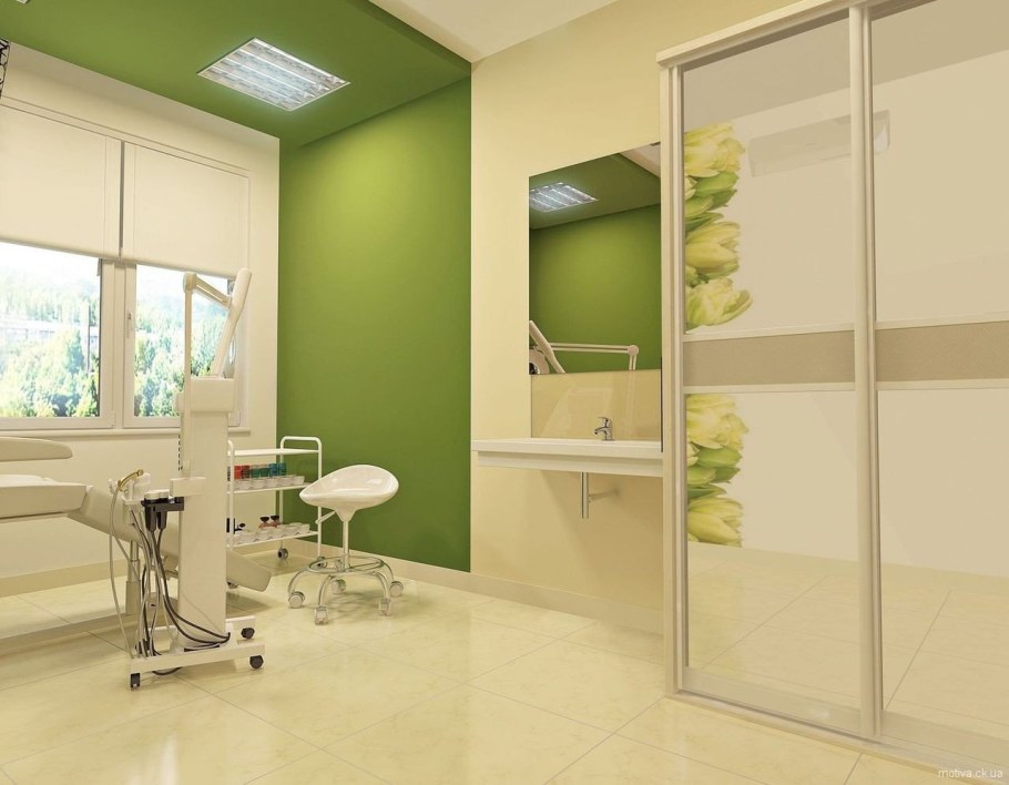 Шкаф в медицинский кабинет