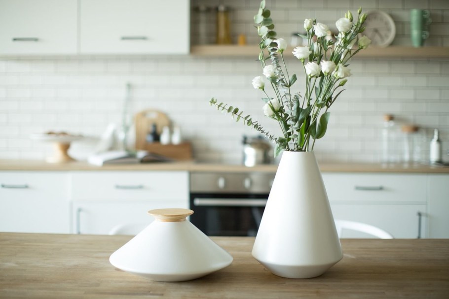 Декор стеклянной вазы